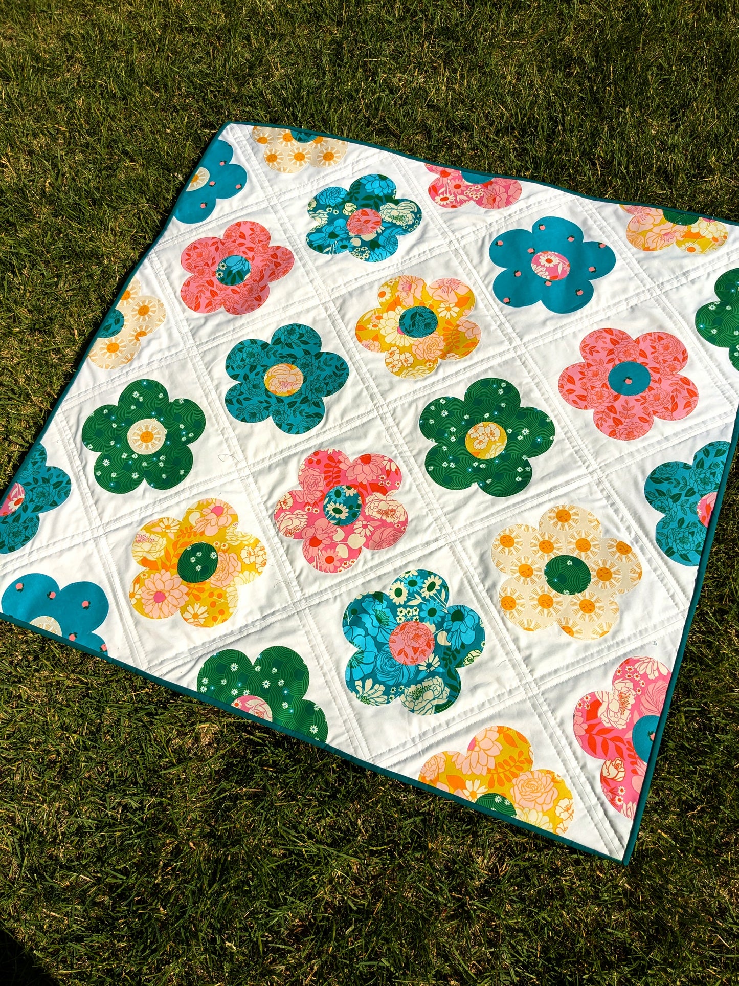 Nora's Garden Quilt Pattern - Pack of 3 - M113